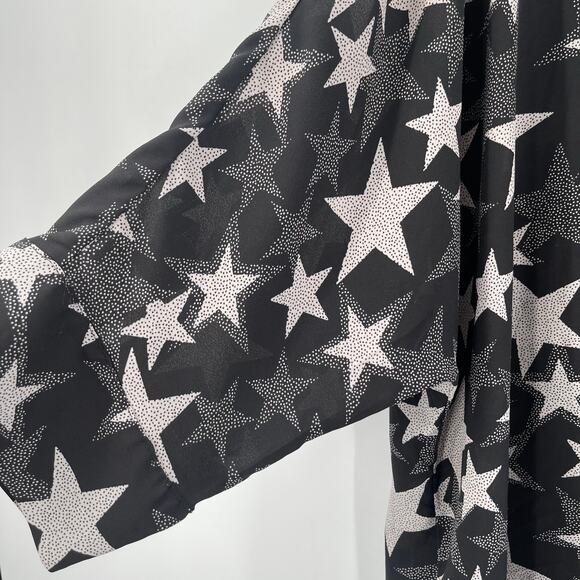 TORRID Blouse Size 0X Stars Plus Curvy Chiffon Button Down Kimono Open/Closed - Picture 11 of 14